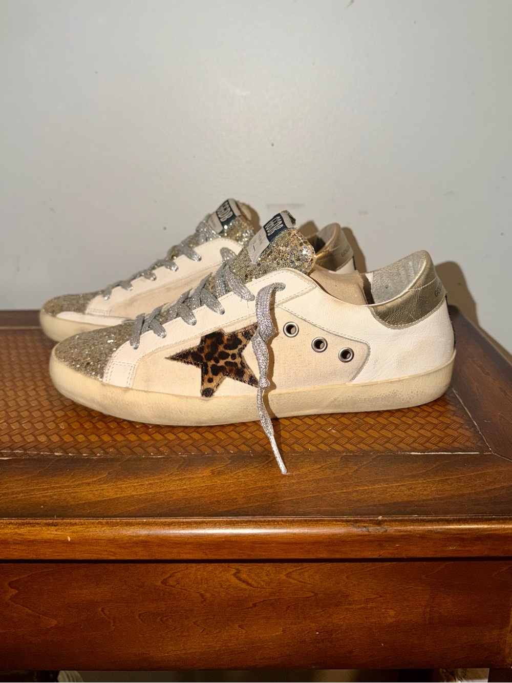 Golden Goose Super-Star Glitter Sneakers - Picture 2 of 9